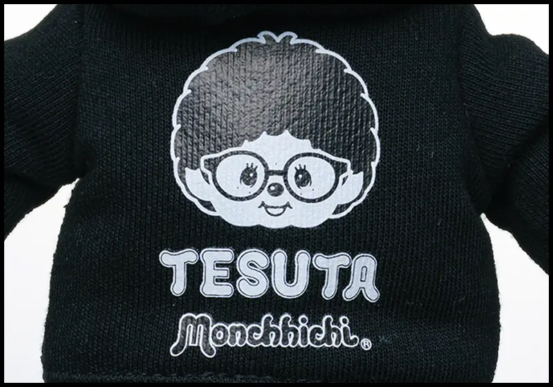 背中にはオリジナルコラボイラストが！