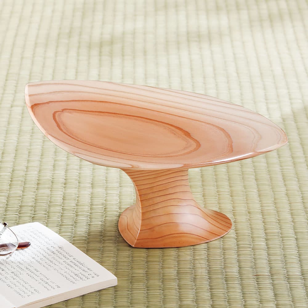 正座のための椅子「RINZA」