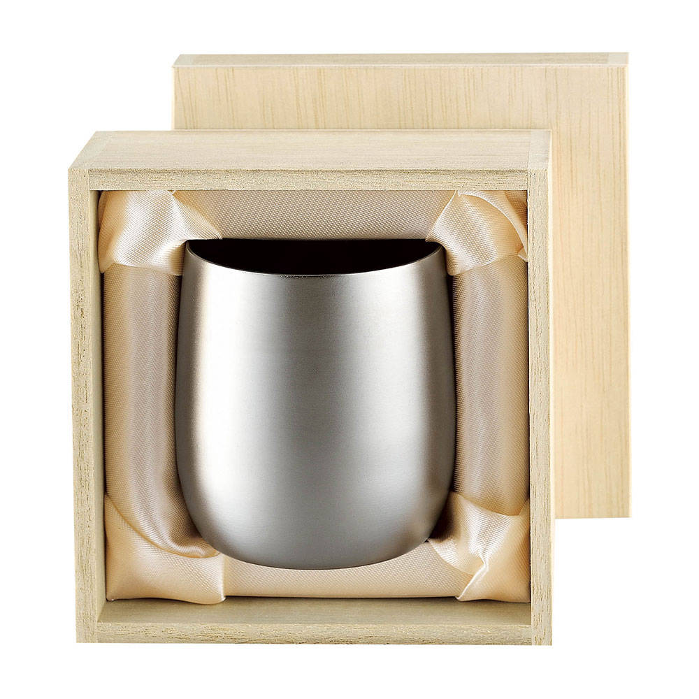 メイドインTSUBAME・チタン製酒器「2重ロックカップ」