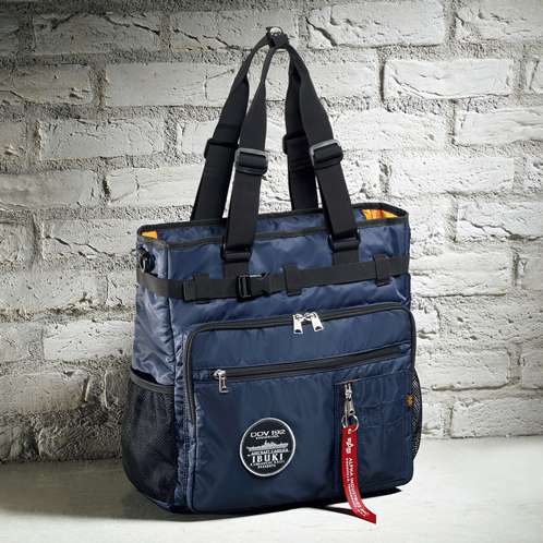 MA-1素材のヘルメットバッグと「空母いぶき」ワッペンセット