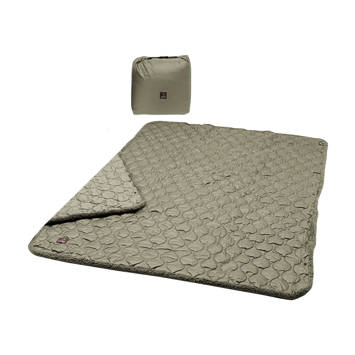 オリーブドラブ