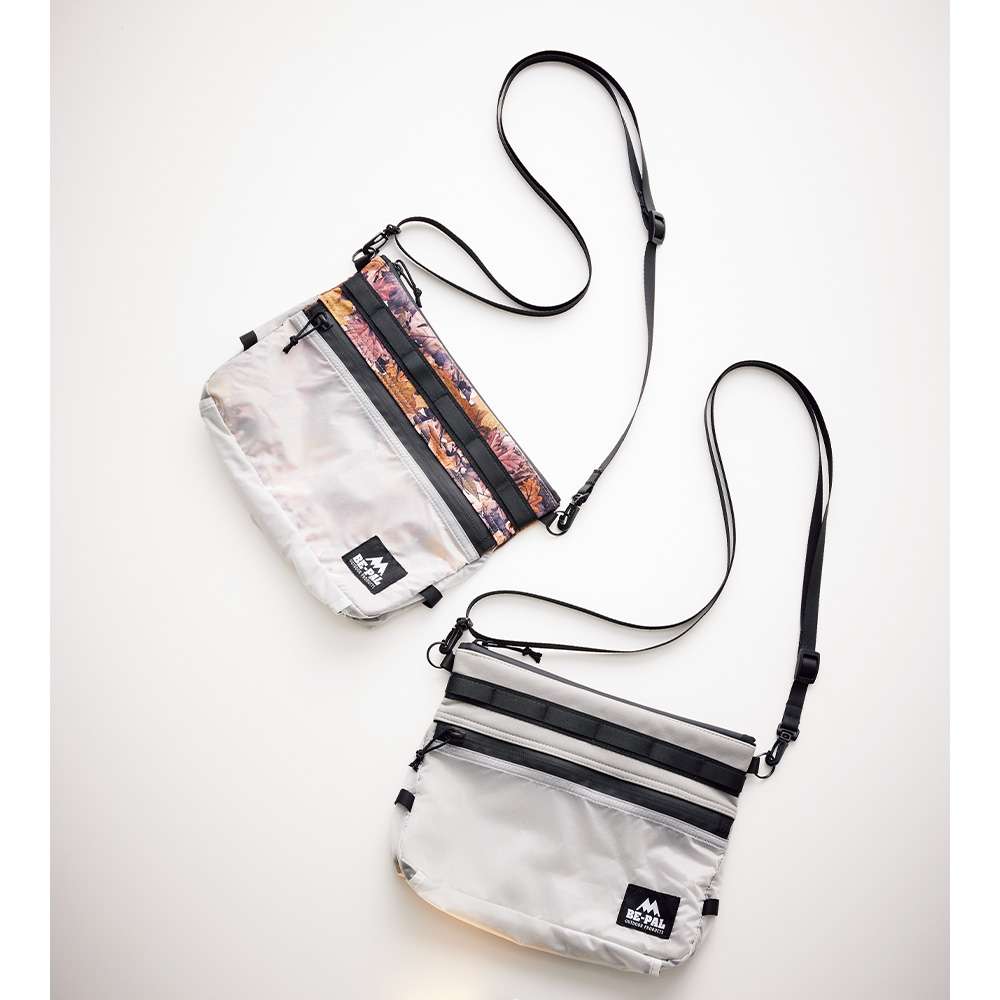 ライティングサコッシュ