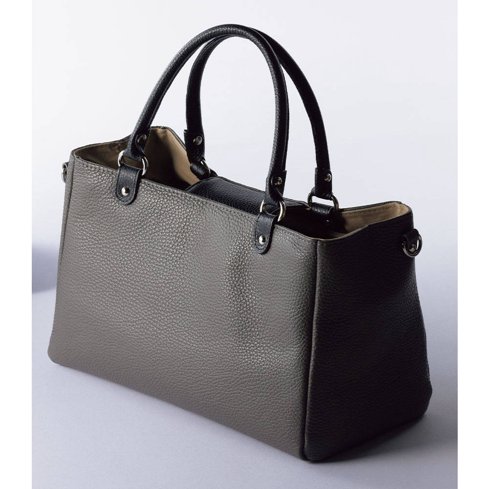 ダークグレー×ブラック